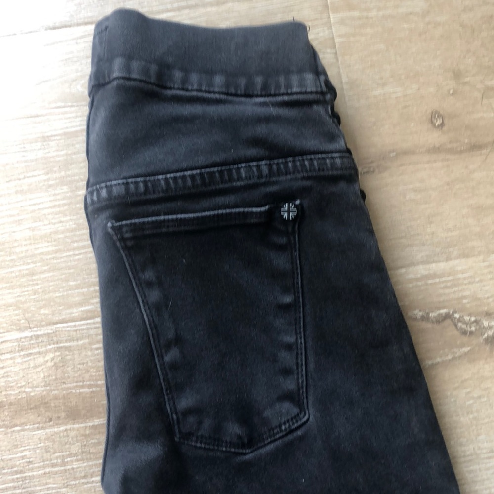 Black Hudson jeans!